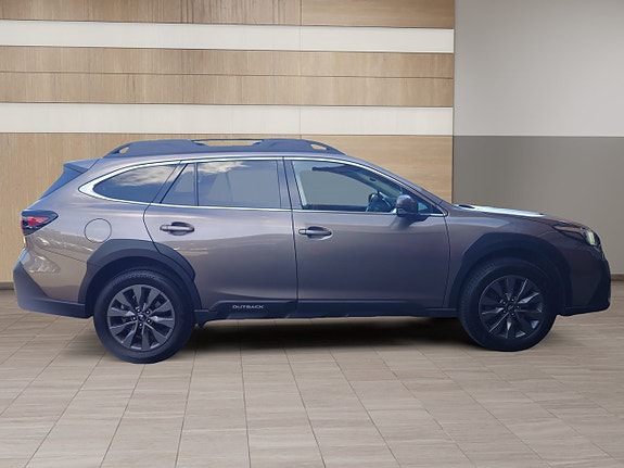 Subaru Outback 6 of 17