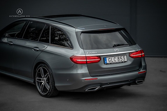 Mercedes-Benz E220 20 of 25
