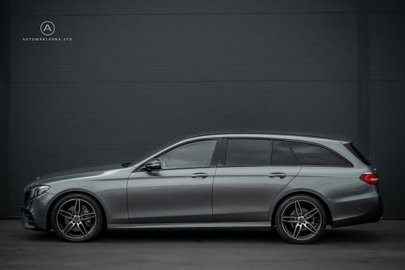 Mercedes-Benz E220 21 of 25