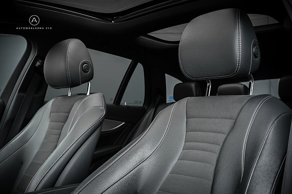 Mercedes-Benz E220 14 of 25