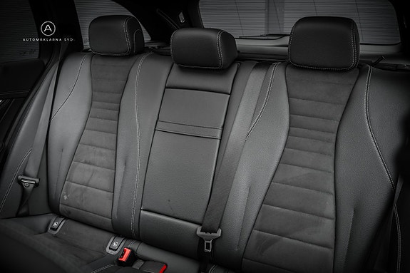 Mercedes-Benz E220 15 of 25