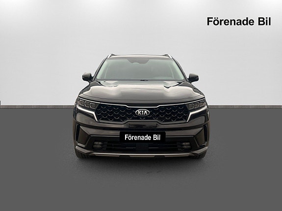 Kia Sorento 2 of 5
