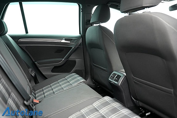 Volkswagen Golf I 18 of 29