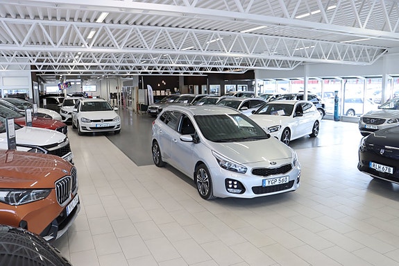 Kia Ceed 2 of 5
