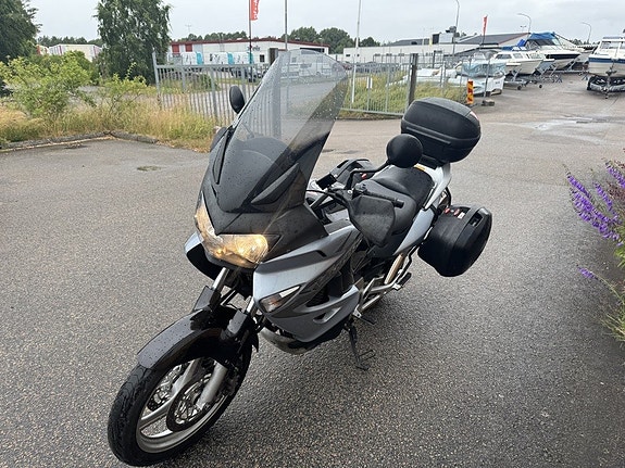 Honda Powersports XL1000VA Varadero 1.0 5 of 5