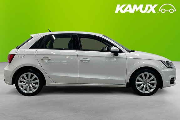 Audi A1 2 of 5
