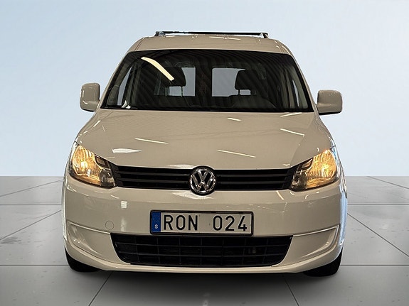 Volkswagen Caddy Maxi 2 of 5