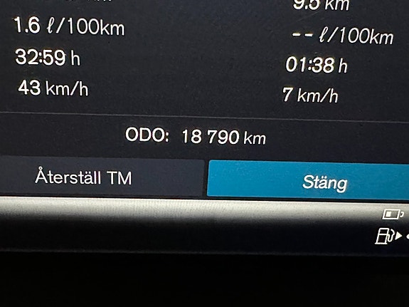 Volvo XC60 16 of 20