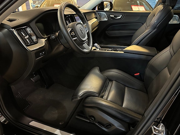 Volvo XC60 5 of 20