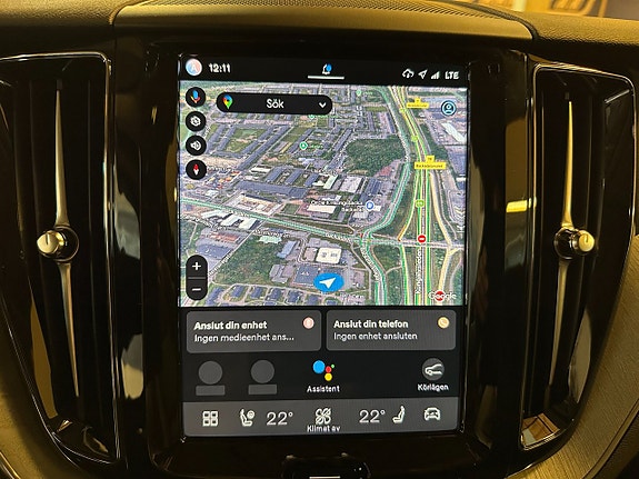 Volvo XC60 12 of 20