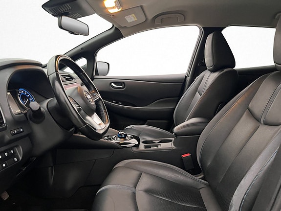 Nissan Leaf 11 of 29