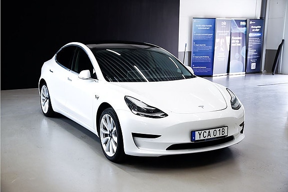 Tesla Model 3 5 of 11