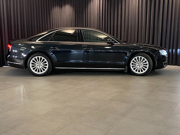 Audi A8 5 of 5