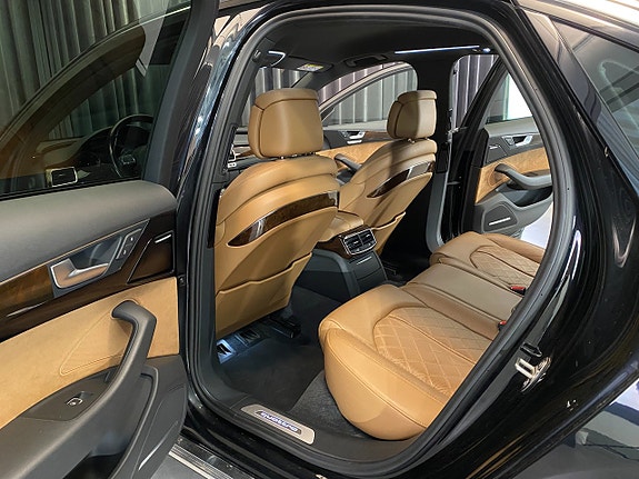 Audi A8 30 of 30