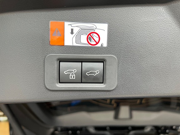 Subaru E-Outback 15 of 17