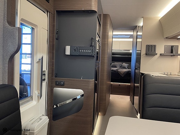 Adria Super Sonic 890LC 9 of 13