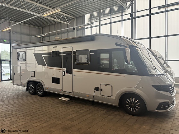 Adria Super Sonic 890LC 2 of 13