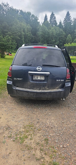 Nissan Quest 5 of 13
