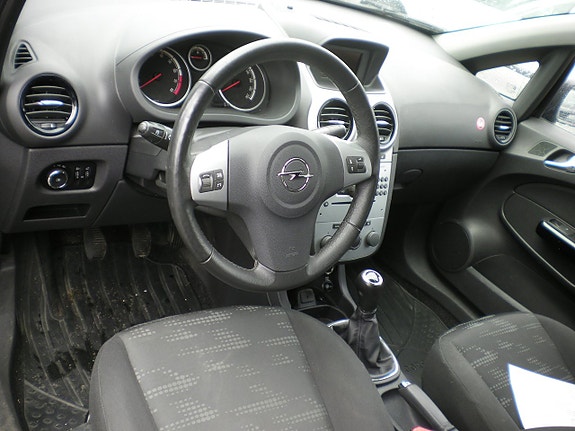 Opel Corsa 7 of 11