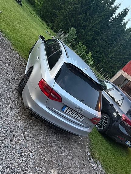 Audi A4 4 of 5