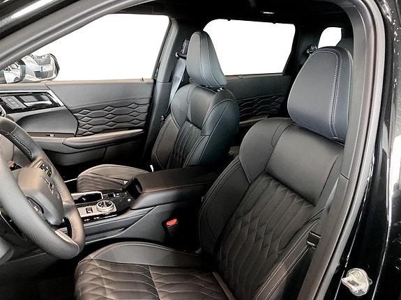 Mitsubishi Outlander 6 of 9