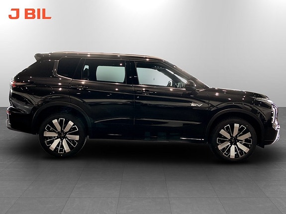 Mitsubishi Outlander 4 of 9