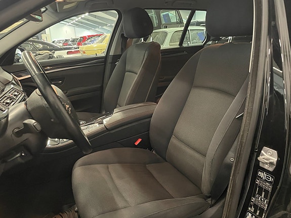 BMW 520d 11 of 16