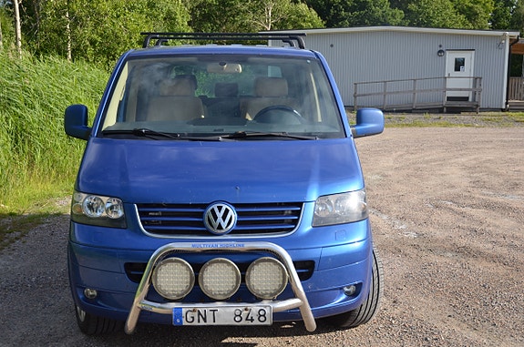 Volkswagen Multivan 3 of 5