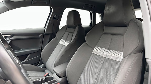 Audi A3 8 of 13