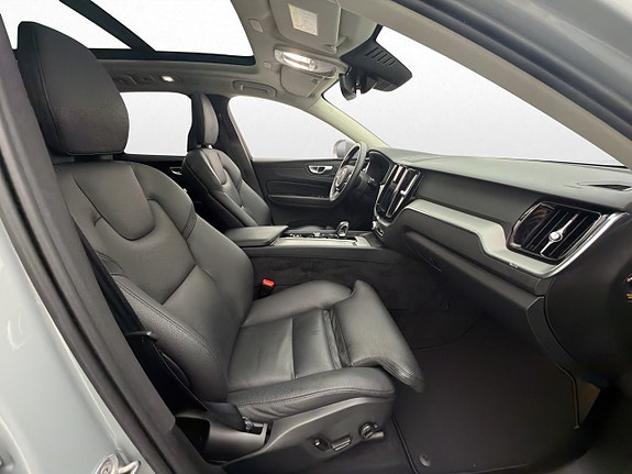 Volvo XC60 28 of 30
