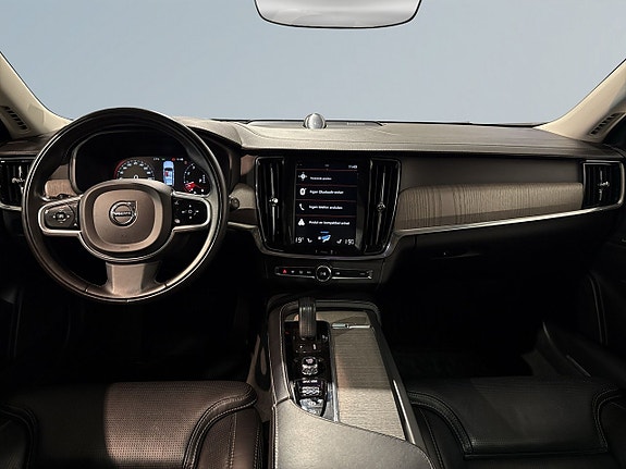 Volvo V90 Cross Country 8 of 25