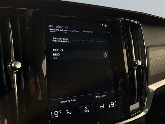 Volvo V90 Cross Country 15 of 25