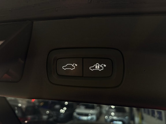 Volvo V90 Cross Country 17 of 25