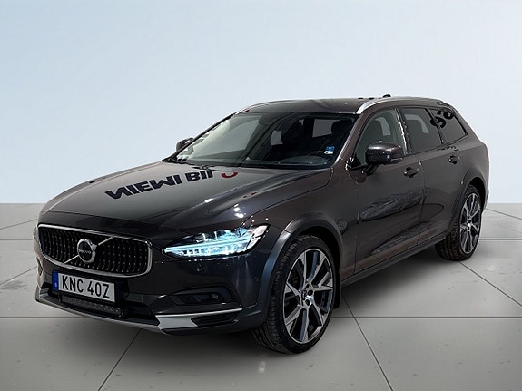 Volvo V90 Cross Country 16 of 25