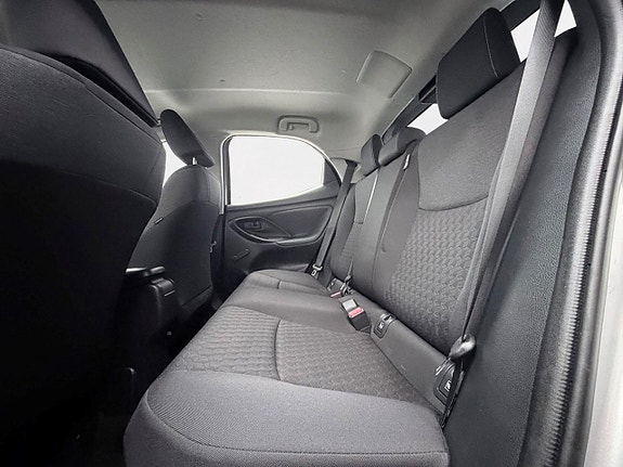 Toyota Yaris 14 of 28