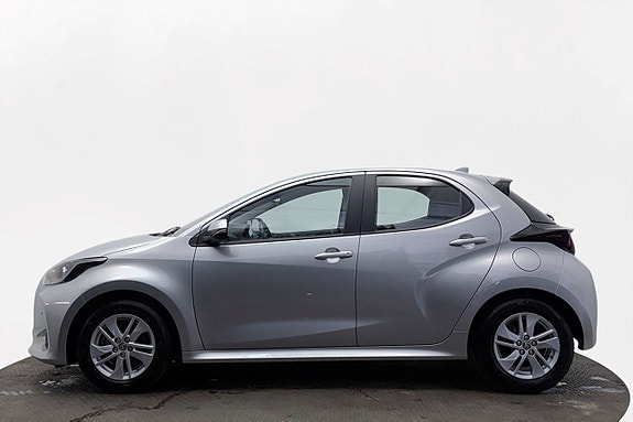 Toyota Yaris 10 of 28