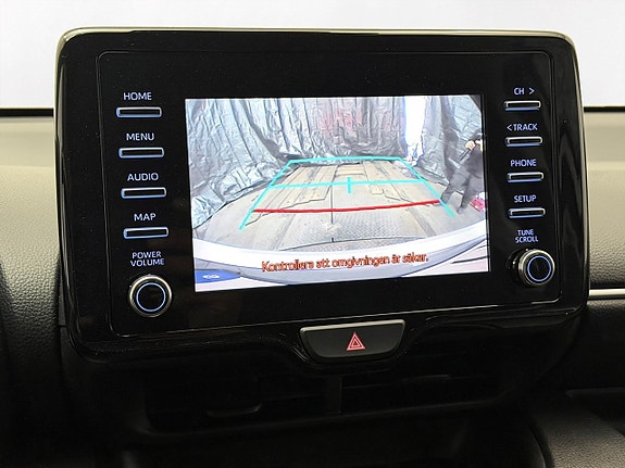 Toyota Yaris 20 of 28