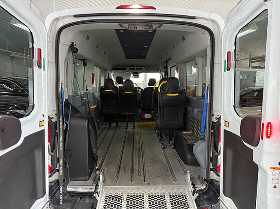 Ford Transit 6 of 16
