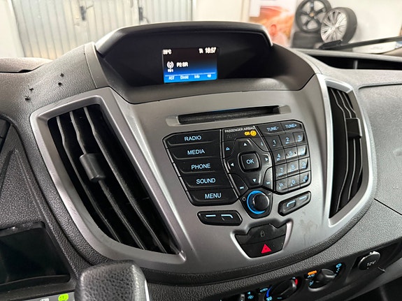 Ford Transit 14 of 16