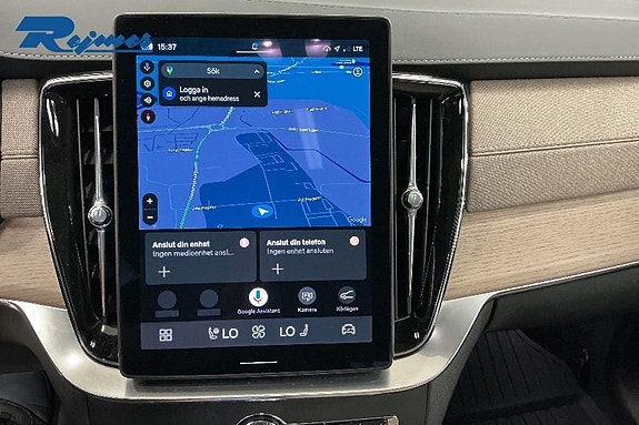 Volvo XC90 13 of 20
