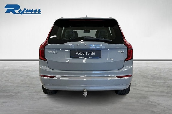 Volvo XC90 4 of 20