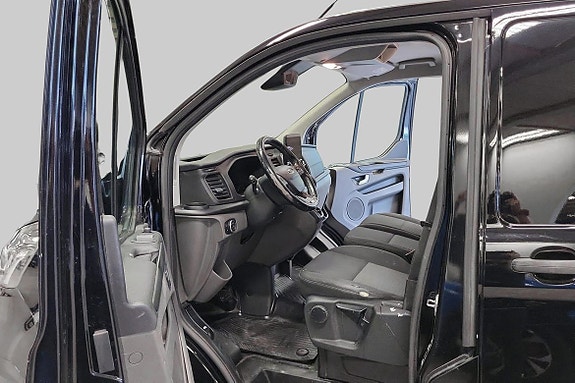 Ford Transit Custom 6 of 8