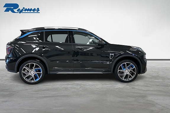 Lynk & Co 01 5 of 5