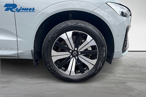 Volvo XC60 24 of 27