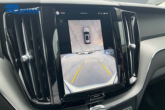 Volvo XC60 12 of 27