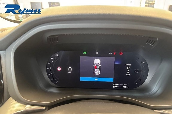Volvo XC60 12 of 16