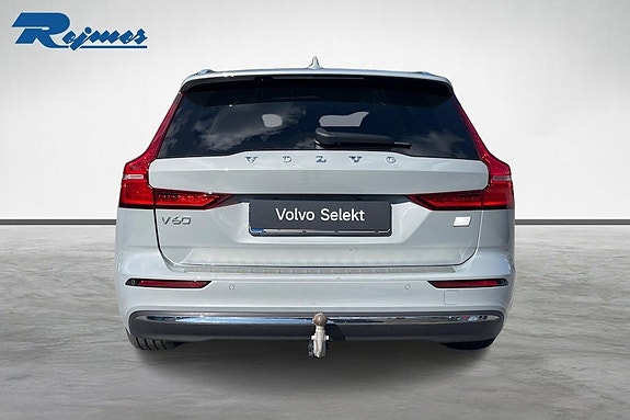 Volvo V60 4 of 5