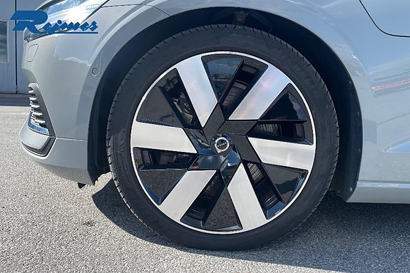Volvo V60 9 of 20