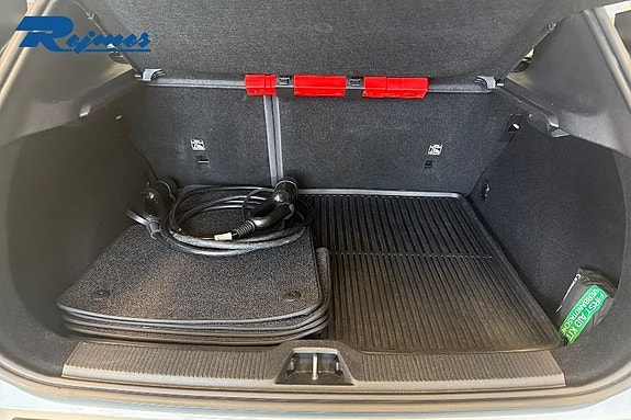 Volvo EX30 16 of 21