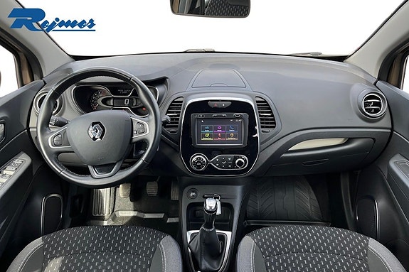 Renault Captur 8 of 21